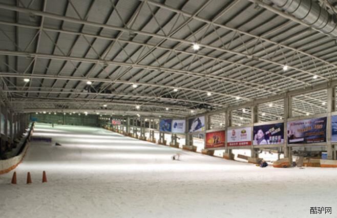 北京乔波冰雪世界室内滑雪馆旅游简介